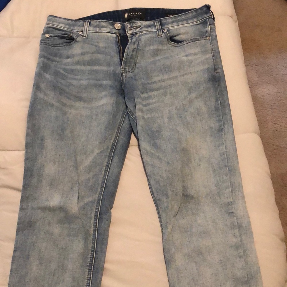 Skinny jeans